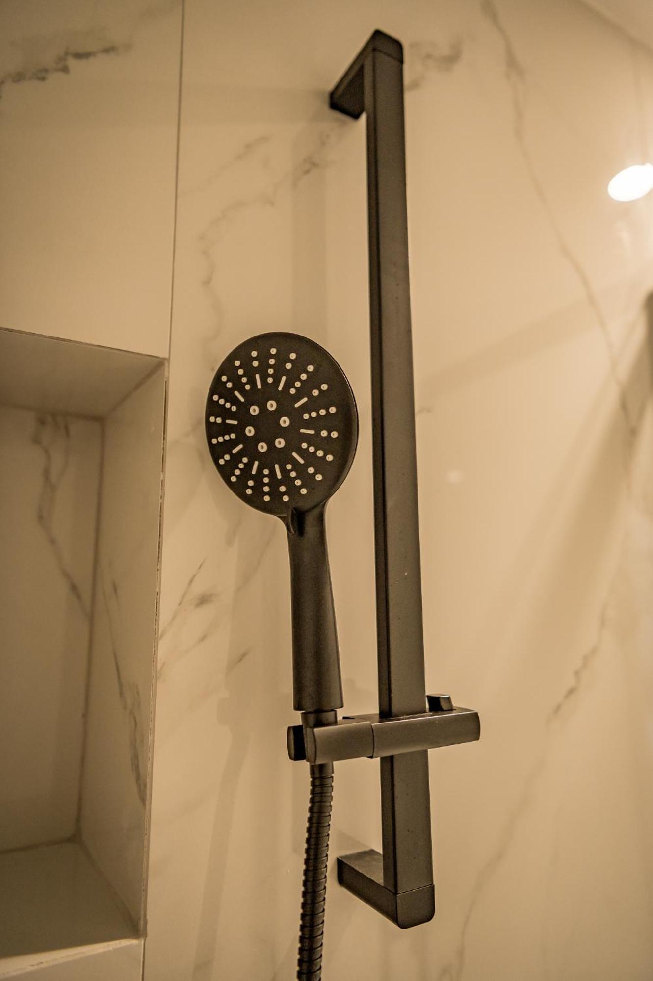 Urban Luxury Suites 塞萨洛尼基 外观 照片